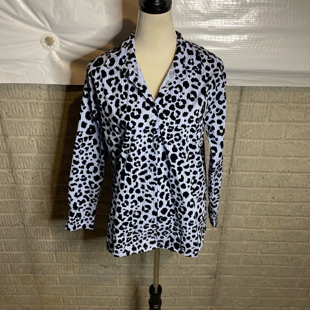 Vilagallo‎ Animal Print Long Sleeves Collared Button Up Blouse Size 46/ XL